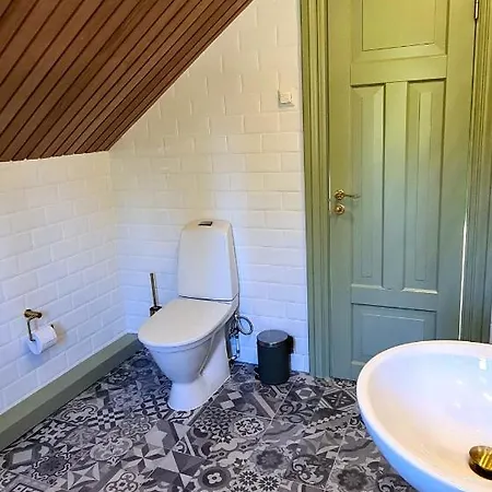 Kalakuninga Puhkemaja Tatil Evi