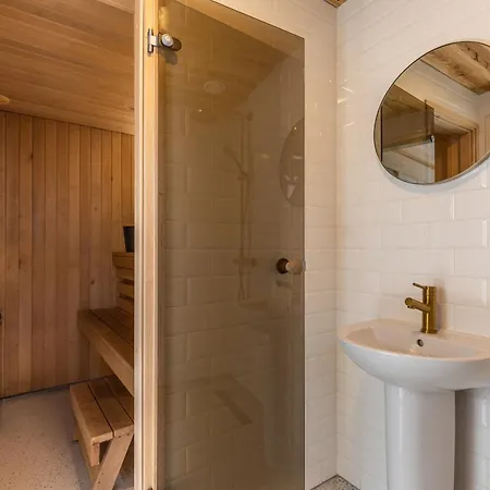 Kalakuninga Puhkemaja * Liimala