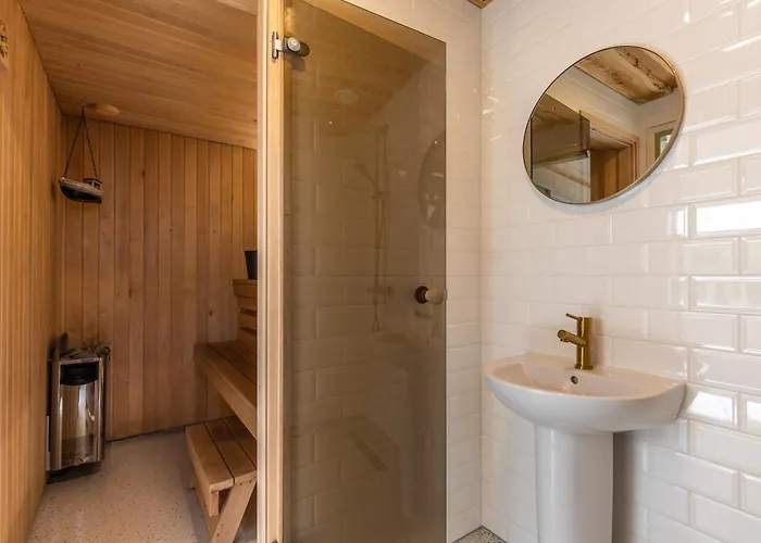 Kalakuninga Puhkemaja * Liimala